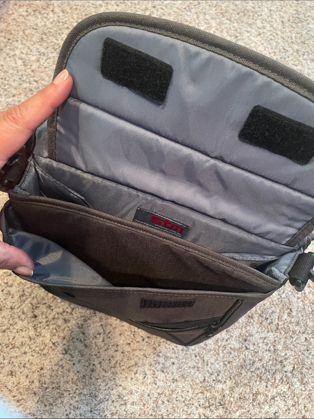 STM Black Crossbody Messenger Laptop Bag - Picture 6 of 9